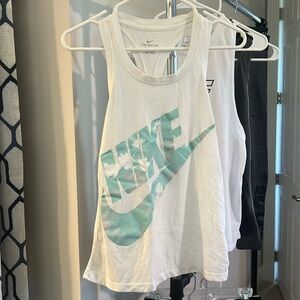 Nike women’s tank XS